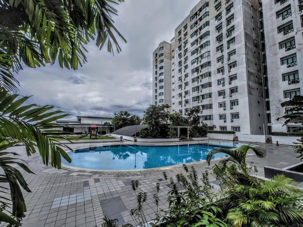 Likas Square - Kk Apartment Suite Kota Kinabalu Dış mekan fotoğraf